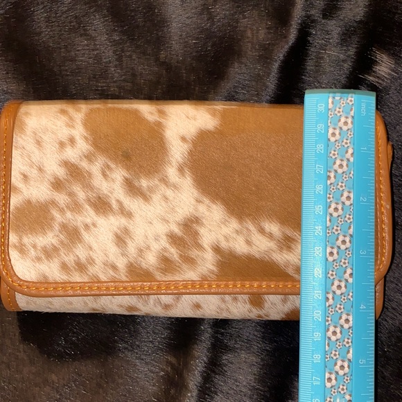 New Handmade 100% Real Cowhide Leather Ladies Wallet Hair On - Picture 3 of 7
